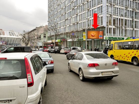 Фото рекламної площини за адресою Эспланадная ул., 20, ст. м. "Дворец спорта", возле ТЦ Гулливер, в сторону Саксаганского ул.