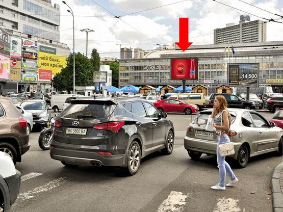 Фото рекламной плоскости по адресу Эспланадная ул., 1 / Рогнединская ул., ст. м. "Дворец спорта", возле ТРЦ "Gulliver"