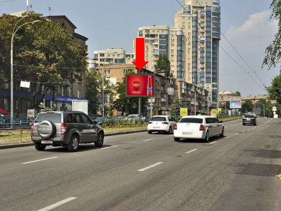 Фото рекламной плоскости по адресу Алмазова ул. (бывш. Кутузова ул.), 4, разделитель, в сторону Московская ул. Фото рекламной плоскости по адресу Алмазова ул. (бывш. Кутузова ул.), 4, разделитель, в сторону Московская ул.
