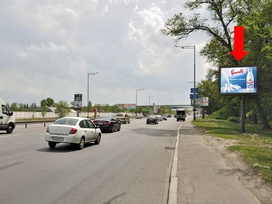 Фото рекламної площини за адресою Надднепрянское шоссе, 500м от моста Патона, в сторону моста Южного