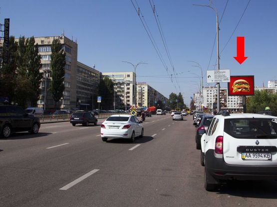 Фото рекламної площини за адресою Украинки бул., 21, в сторону ст. м. "Печерская"