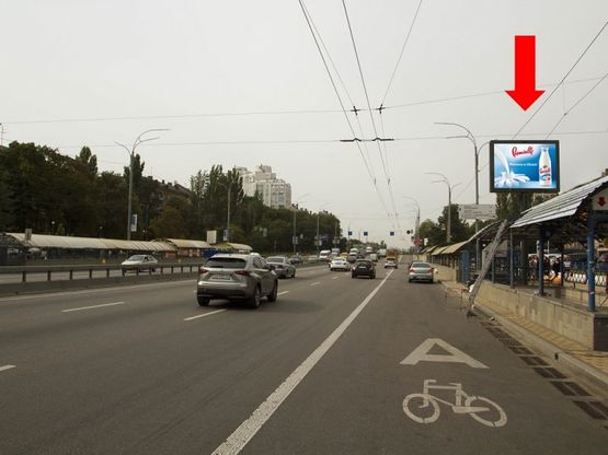 Фото рекламной плоскости по адресу Дружбы Народов бул., 23, ст. м. "Дружбы Народов", в сторону ст. м. "Лыбидская"