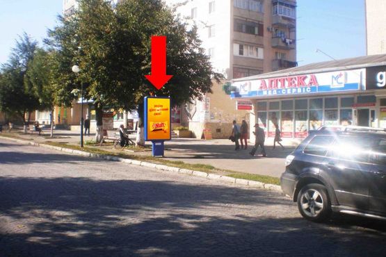 Фото рекламної площини за адресою Соборная ул., возле магазина "Комфорт"