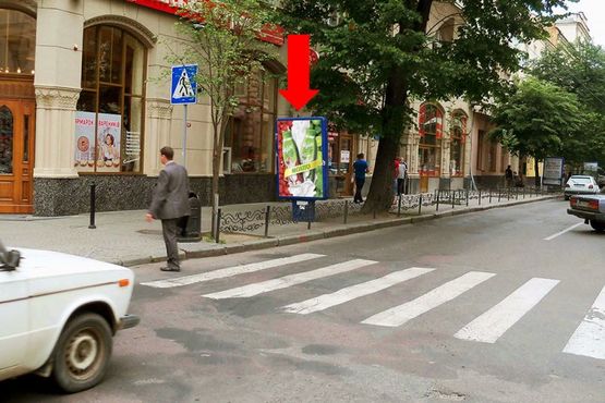 Фото рекламної площини за адресою Сечевых Стрельцов ул., 12 / Костюшко ул., "Пузата хата" Фото рекламної площини за адресою Сечевых Стрельцов ул., 12 / Костюшко ул., "Пузата хата"