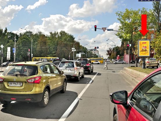 Фото рекламной плоскости по адресу Шевченко бул. / Владимирская ул., в сторону Победы пл.