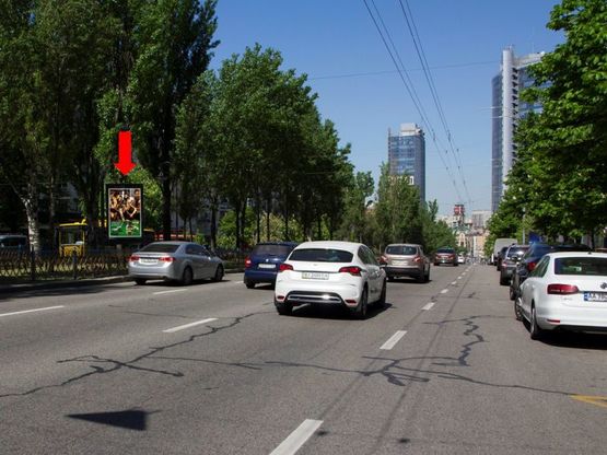 Фото рекламной плоскости по адресу Украинки бул., 5, в сторону ул. Крещатик Фото рекламной плоскости по адресу Украинки бул., 5, в сторону ул. Крещатик