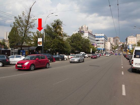 Фото рекламної площини за адресою Петлюры ул., 25, возле автостанции "Киев", в сторону центра
