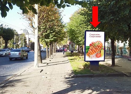 Фото рекламної площини за адресою Героев Майдана ул. (бывш. Красноармейская ул.), 1, возле ЧНУ им. Федьковича