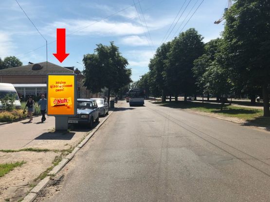 Фото рекламної площини за адресою Шевченко бул., возле Детского парка, остановки, в центр Фото рекламної площини за адресою Шевченко бул., возле Детского парка, остановки, в центр