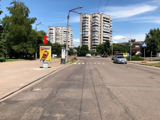 Фото рекламной плоскости по адресу Шевченко бул., 472, напротив 700-летия Черкасс пл., в центр