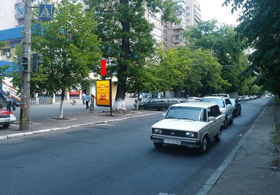 Фото рекламной плоскости по адресу Шевченко бул. / Небесной Сотни ул. (бывш. Ленина ул.), возле магазина  "АТБ", Укрсиббанка Фото рекламной плоскости по адресу Шевченко бул. / Небесной Сотни ул. (бывш. Ленина ул.), возле магазина  "АТБ", Укрсиббанка