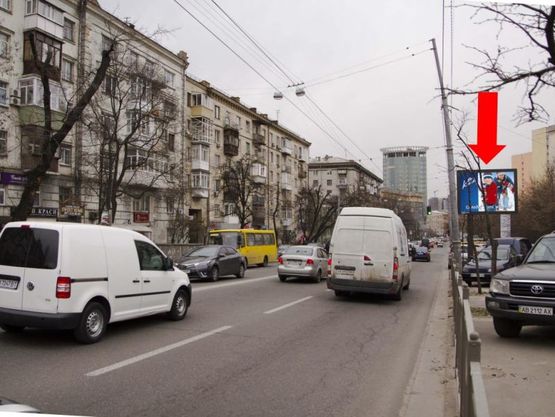 Фото рекламної площини за адресою Ильенко ул. (бывш. Мельникова ул.), 39, на светофоре, в сторону ст. м. "Лукьяновская", центра Фото рекламної площини за адресою Ильенко ул. (бывш. Мельникова ул.), 39, на светофоре, в сторону ст. м. "Лукьяновская", центра