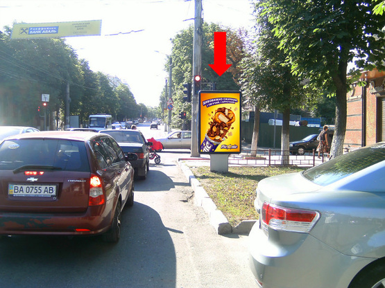 Фото рекламної площини за адресою Шевченко ул. / Черновола ул. (бывш. Луначарского ул.), возле магазина "Золото"