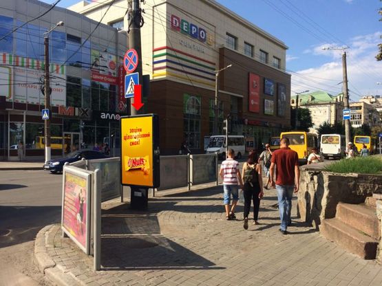 Фото рекламной плоскости по адресу Б. Перспективная ул. (бывш. Маркса ул.) / Преображенская ул., парк им. Т. Шевченко