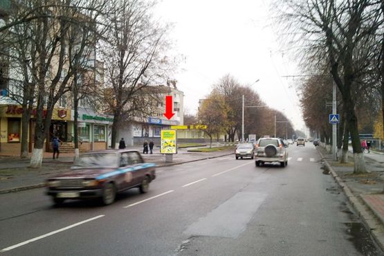Фото рекламной плоскости по адресу Воли пр., 35, возле Банка инвестиций и сбережений, из центра