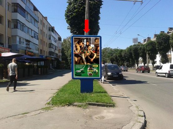 Фото рекламной плоскости по адресу Победы пр., 12, возле Укргазбанка