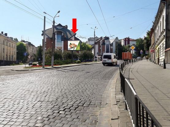 Фото рекламної площини за адресою Зеленая ул., 72 / Студенческая ул., из центра Фото рекламної площини за адресою Зеленая ул., 72 / Студенческая ул., из центра