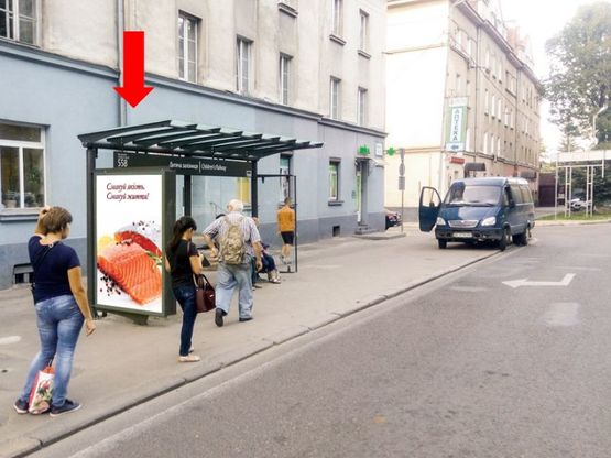 Фото рекламной плоскости по адресу Стрыйская ул., 72  / ул. Сахарова (остановка Детская железная дорога), в центр