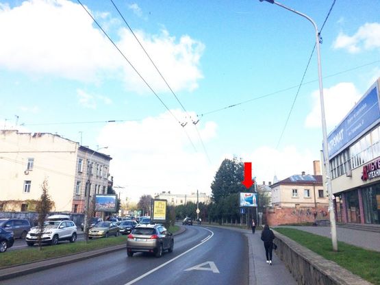 Фото рекламной плоскости по адресу Черновола пр. -  Детька ул., 200 м. до ТРЦ "Forum Lviv", из центра Фото рекламной плоскости по адресу Черновола пр. -  Детька ул., 200 м. до ТРЦ "Forum Lviv", из центра