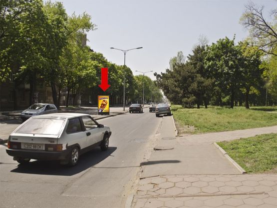 Фото рекламной плоскости по адресу Гагарина пр. / Шевченко пр., разделитель, №1, к Сегедской ул.