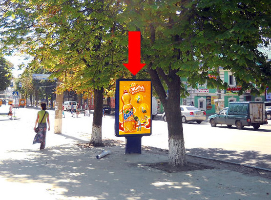 Фото рекламної площини за адресою Ильинская ул. (бывш. Красногвардейская ул.) / Ярослава Мудрого ул. (бывш. Пролетарская ул.), 45 (№1)