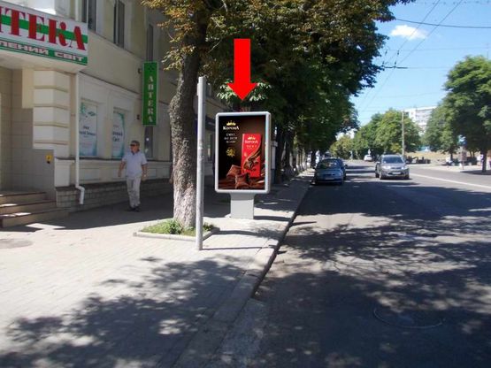 Фото рекламної площини за адресою Ильинская ул. (бывш. Красногвардейская ул.), 5, в сторону в сторону Ярослава Мудрого ул. (бывш. Пролетарская ул.)