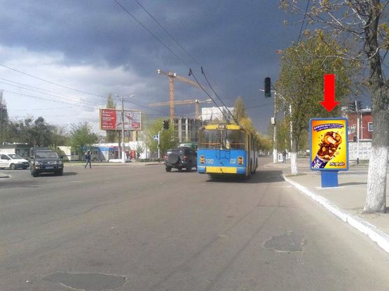 Фото рекламної площини за адресою Витрука ул., 9В, возле супермаркетов "Олди","Эльдорадо" и "Фуршет"