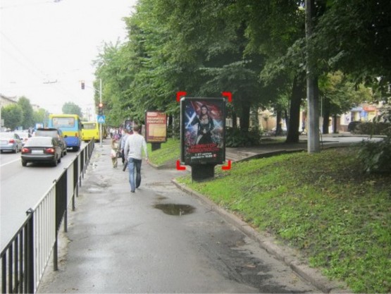 Фото рекламної площини за адресою пр. Чорновола, 2 (навпроти готелю "Львів"), місце 3 Фото рекламної площини за адресою пр. Чорновола, 2 (навпроти готелю "Львів"), місце 3