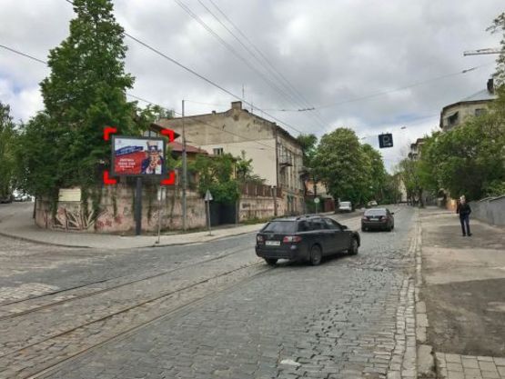 Фото рекламной плоскости по адресу пер. вул. Шевченка – Бортнянського, розмір 2,3 х 3,2 м скролл Фото рекламной плоскости по адресу пер. вул. Шевченка – Бортнянського, розмір 2,3 х 3,2 м скролл