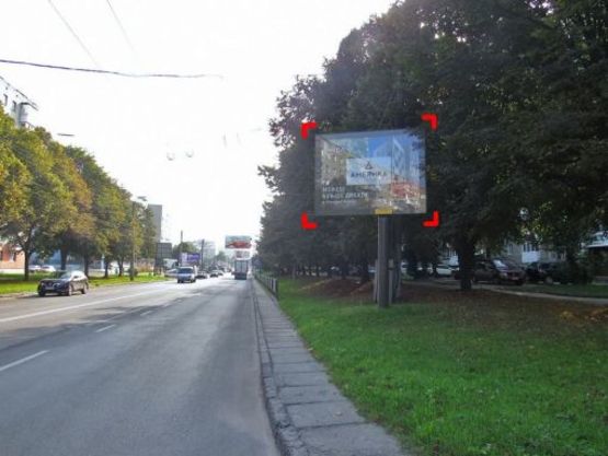 Фото рекламной плоскости по адресу вул. В. Великого, 61, розмір 2,3 х 3,2 м скролл