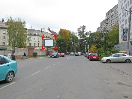 Фото рекламной плоскости по адресу вул. Сахарова,45 ( біля Фуршету), розмір 2,3 х 3,2 м скролл Фото рекламной плоскости по адресу вул. Сахарова,45 ( біля Фуршету), розмір 2,3 х 3,2 м скролл
