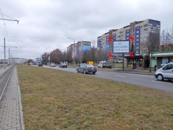 Фото рекламной плоскости по адресу пр. Черв. Калини, 40 (заїзд до ринку "Шувар", парна стор. місце 6, розмір 2,3 х 3,2 м, скролл Фото рекламной плоскости по адресу пр. Черв. Калини, 40 (заїзд до ринку "Шувар", парна стор. місце 6, розмір 2,3 х 3,2 м, скролл