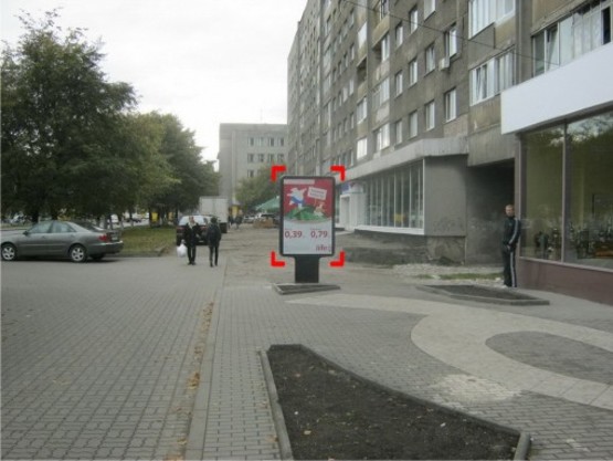 Фото рекламной плоскости по адресу пр. Чорновола, 45 (навпроти магазину "Вайн Тайм") Фото рекламной плоскости по адресу пр. Чорновола, 45 (навпроти магазину "Вайн Тайм")