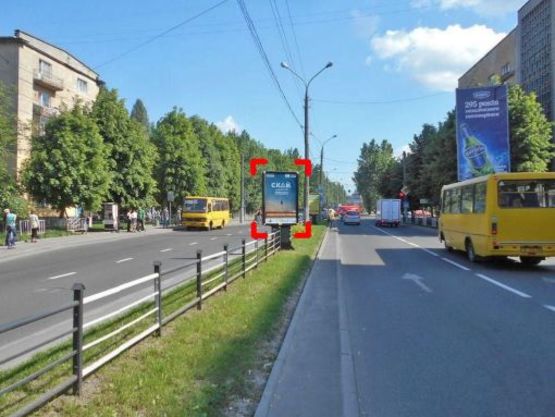 Фото рекламной плоскости по адресу пр. Чорновола, 45 (на р/с, до центру), місце 8 Фото рекламной плоскости по адресу пр. Чорновола, 45 (на р/с, до центру), місце 8