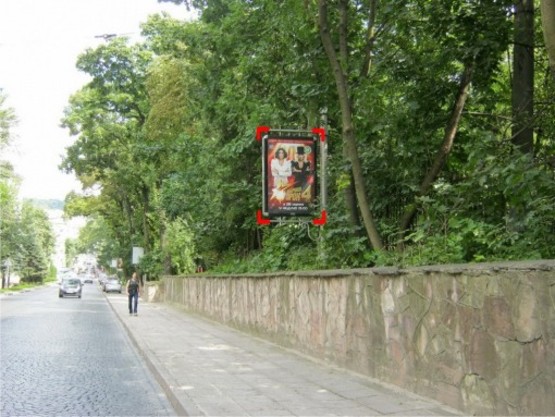 Фото рекламной плоскости по адресу вул. Листопадового Чину (біля парку ім. Івана Франка), місце 8 Фото рекламной плоскости по адресу вул. Листопадового Чину (біля парку ім. Івана Франка), місце 8