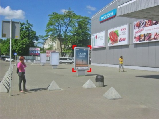 Фото рекламної площини за адресою вул. Зелена (супермаркет "Арсен"), місце 3 Фото рекламної площини за адресою вул. Зелена (супермаркет "Арсен"), місце 3