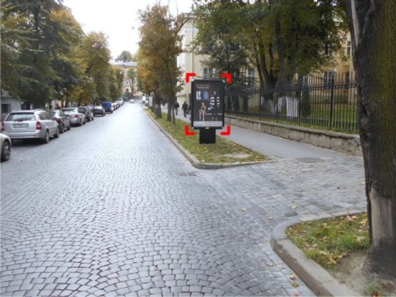 Фото рекламної площини за адресою вул. Стефаника (навпроти буд. 3), місце 1 Фото рекламної площини за адресою вул. Стефаника (навпроти буд. 3), місце 1