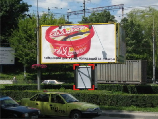 Фото рекламной плоскости по адресу вул. Бродівська – Збаразька (кільце, зі сторони вул. Галицької)