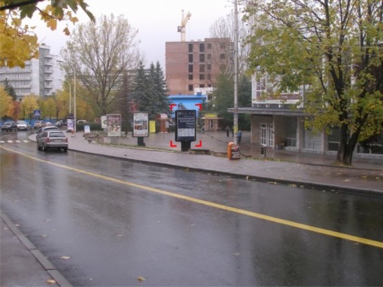 Фото рекламной плоскости по адресу вул. Суховоля (біля Верхнього бювету) Фото рекламной плоскости по адресу вул. Суховоля (біля Верхнього бювету)