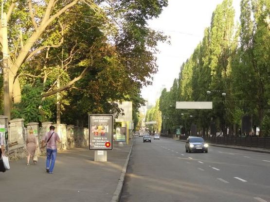 Фото рекламной плоскости по адресу Тараса Шевченко бул. 19 (6) Фото рекламной плоскости по адресу Тараса Шевченко бул. 19 (6)