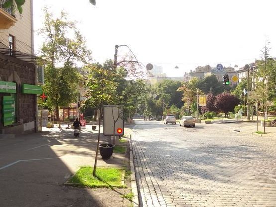 Фото рекламной плоскости по адресу Прорезная ул. 10 (1) Фото рекламной плоскости по адресу Прорезная ул. 10 (1)