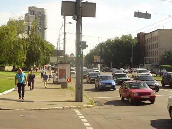 Фото рекламної площини за адресою Алмазова ул. 8-12 (3) Фото рекламної площини за адресою Алмазова ул. 8-12 (3)