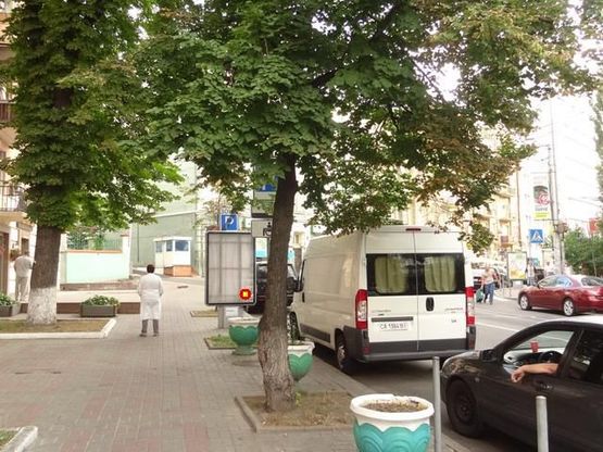 Фото рекламной плоскости по адресу Шота Руставели ул. 26 Фото рекламной плоскости по адресу Шота Руставели ул. 26