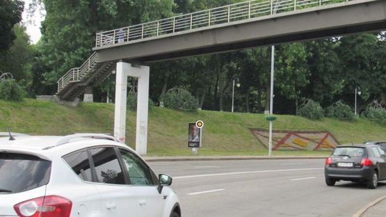 Фото рекламной плоскости по адресу Героев Крут 4 Фото рекламной плоскости по адресу Героев Крут 4