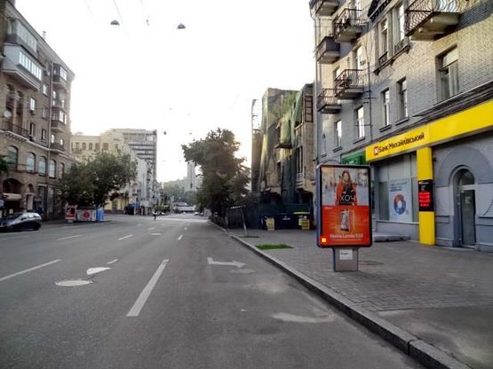 Фото рекламної площини за адресою Саксаганского ул. 25 Фото рекламної площини за адресою Саксаганского ул. 25