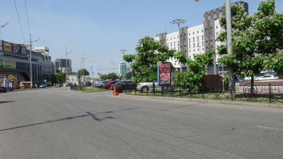 Фото рекламной плоскости по адресу Южный вокзал, выезд с паркинга KFC (1) Фото рекламной плоскости по адресу Южный вокзал, выезд с паркинга KFC (1)