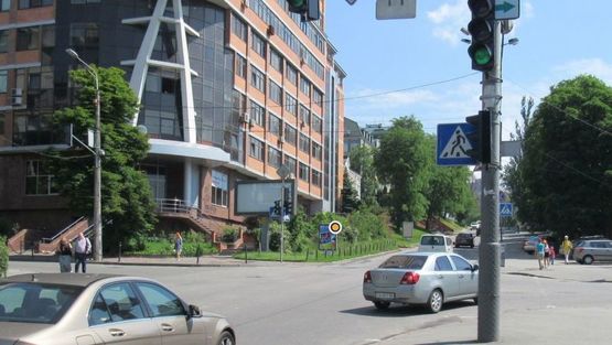 Фото рекламной плоскости по адресу Коновальца ул. 11 (3) Фото рекламной плоскости по адресу Коновальца ул. 11 (3)