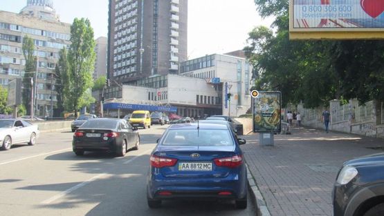 Фото рекламної площини за адресою Семена Петлюры ул. 1 (4) Фото рекламної площини за адресою Семена Петлюры ул. 1 (4)