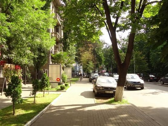 Фото рекламної площини за адресою Шелковичная ул. 10 (2) Фото рекламної площини за адресою Шелковичная ул. 10 (2)