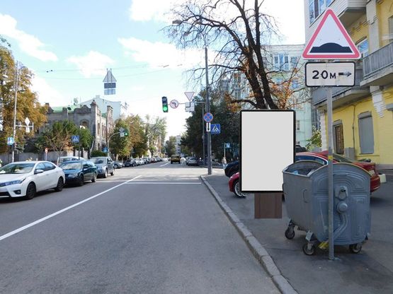 Фото рекламної площини за адресою Лютеранская ул. 24 Фото рекламної площини за адресою Лютеранская ул. 24